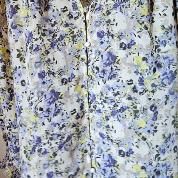 EUC LIKE NEW MAURICES FLORAL BUTTON DOWN LONG SLEEVES TOP SIZE XL - Picture 5 of 13